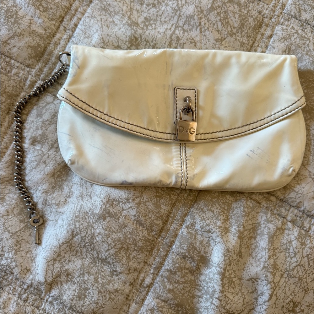 D&G Dolce & Gabbana Ivory Wristlet with Chain clutch very used